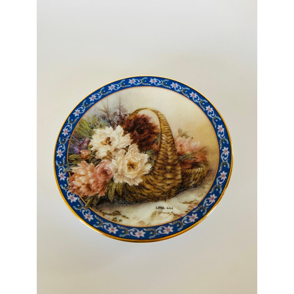 VINTAGE Lena Liu Mini Plate Collection Basket Bouquets White Peonies Peony 1995